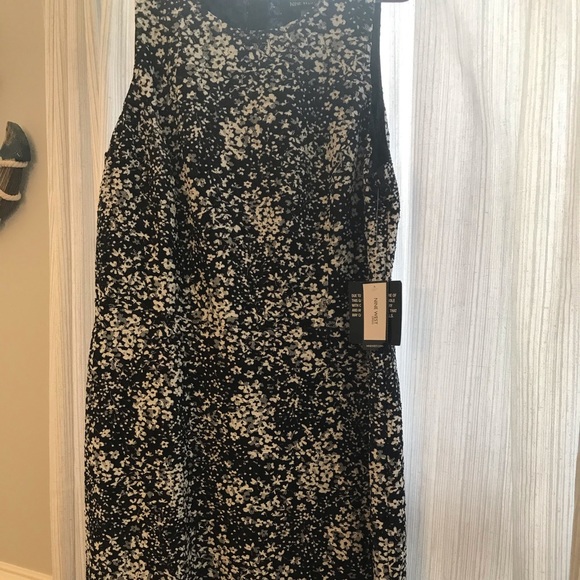 Flounce dress with navy and white detail - Picture 1 of 3
